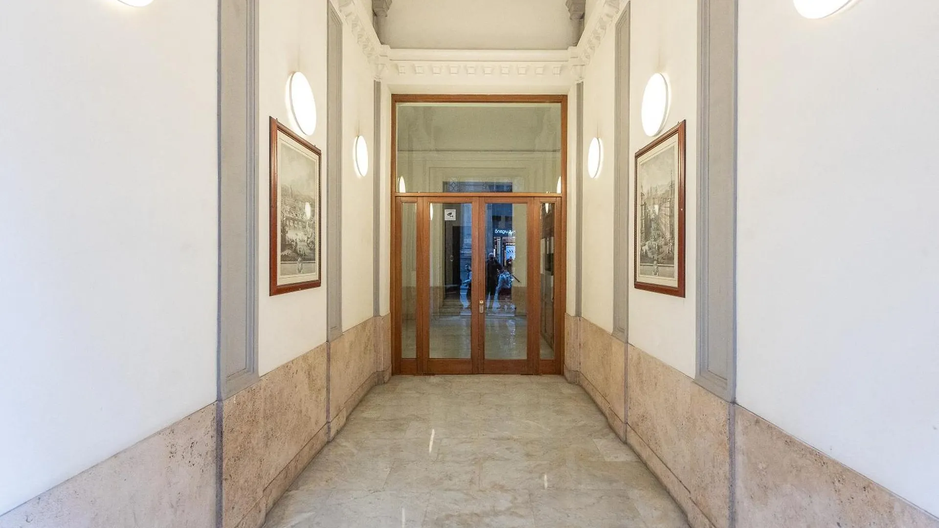 Amazing Via Del Tritone Apartment Rome Italy