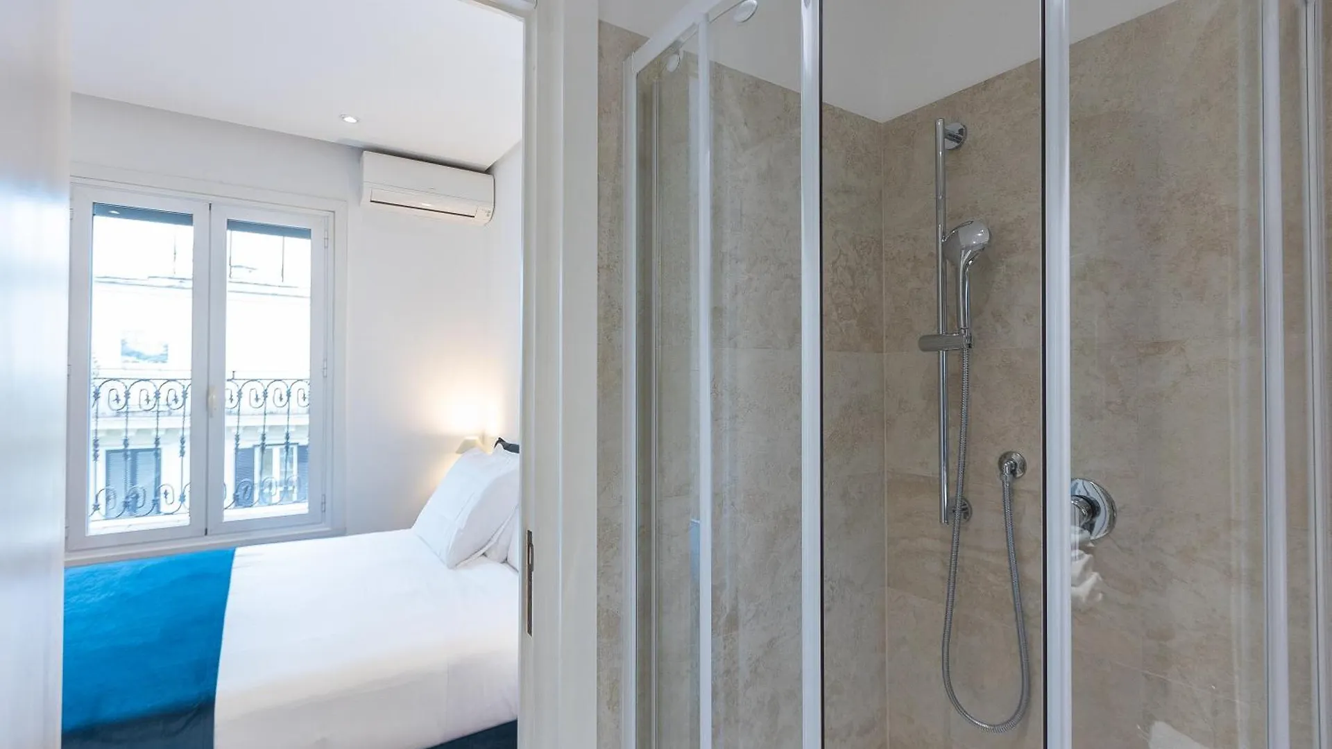 Amazing Via Del Tritone Apartment Rome