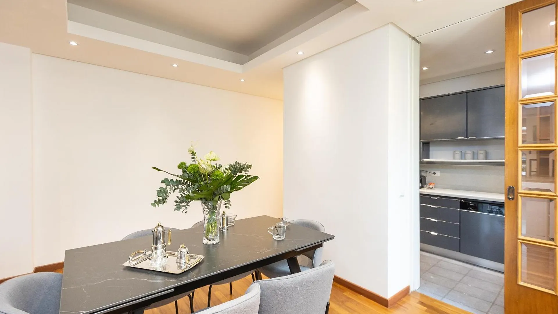 Amazing Via Del Tritone Apartment Rome