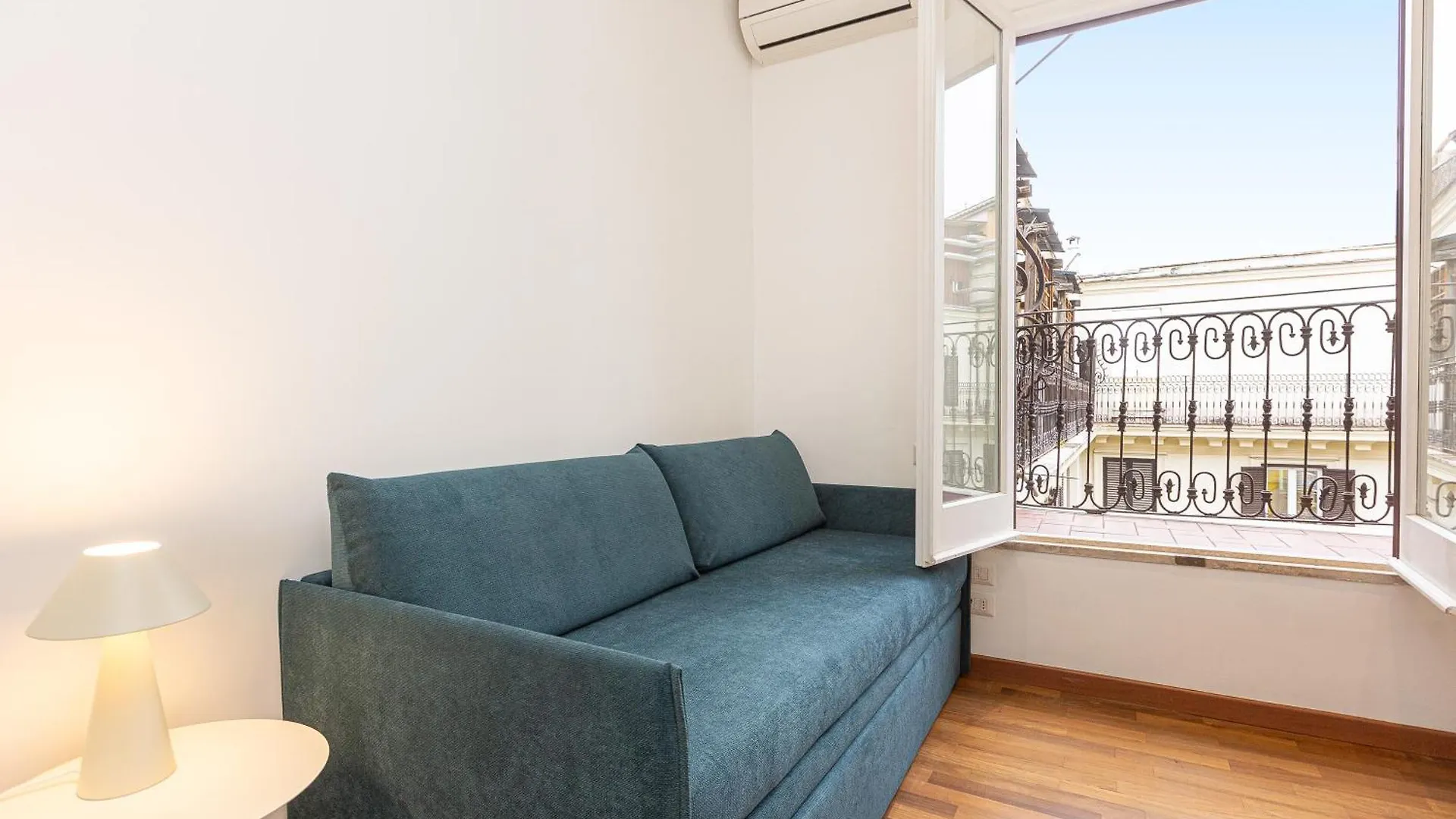 Amazing Via Del Tritone Apartment Rome 0*,