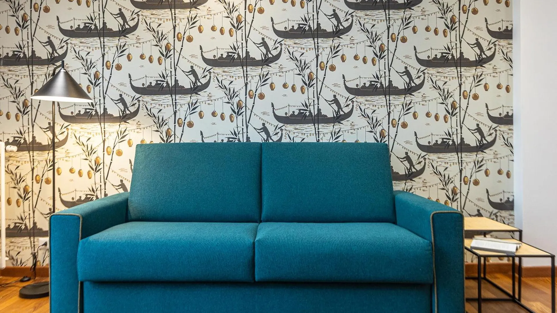 Amazing Via Del Tritone Apartment Rome